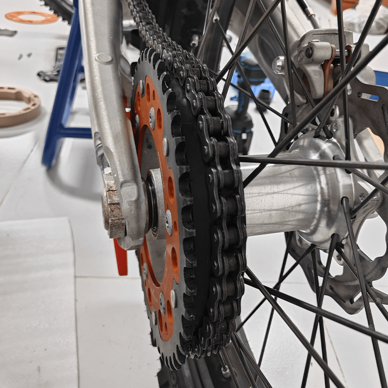 Chain Tangle Protector for KTM/Husqvarna/GASGAS/Beta ENDURO 18'' WHEELS